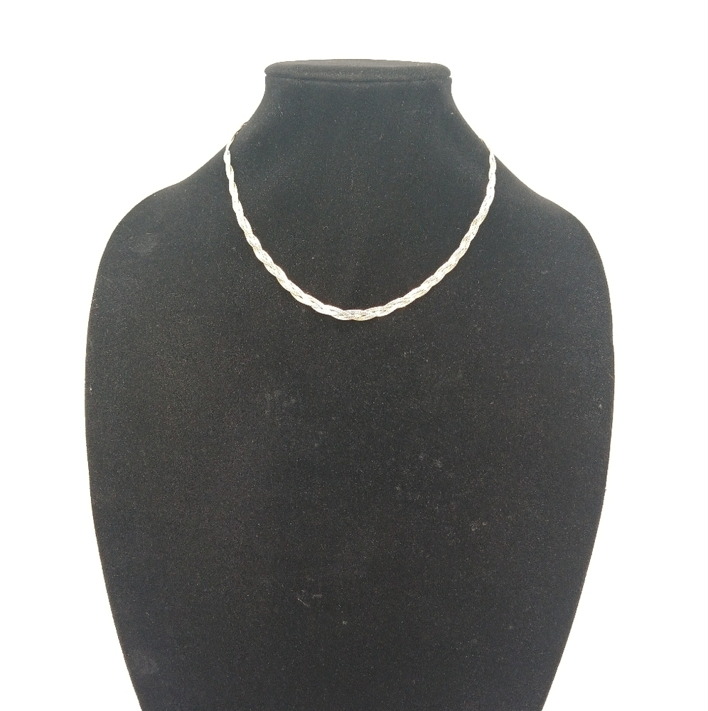 Vintage Sterling Silver Braided Necklace 9.58 grams 4.4mm 8.5" - Picture 2 of 3